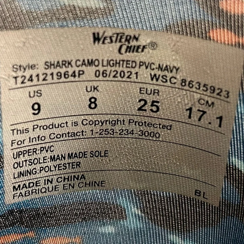 Western Chief Little Kids Camo Shark Waterproof w/Lights Rain Boots SZ US 9